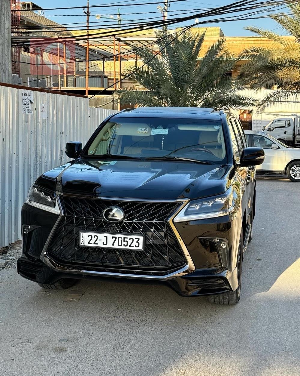 Lexus LX